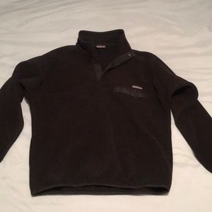 PATAGONIA PULLOVER!!!